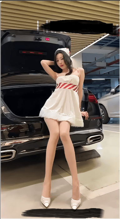 【秀人骚模】是小逗逗2023圣诞礼物