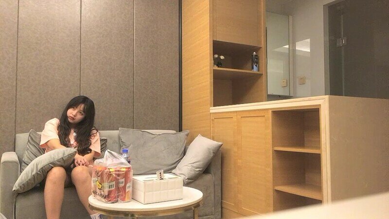♈ ♈ ♈ 泡良最佳教程，完整版未流出，【哥不是那样人】，从学生妹到小白领，大神套路繁多，让美女们主动脱下衣衫，值得借鉴！