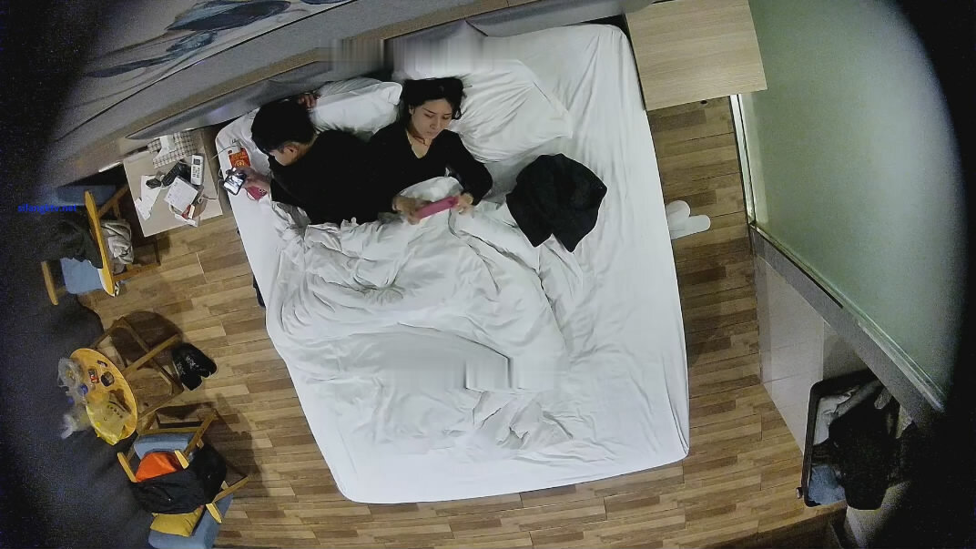 2023-12-27新流出酒店偷拍❤️气质纹身女被暴力输出叫得撕心裂肺