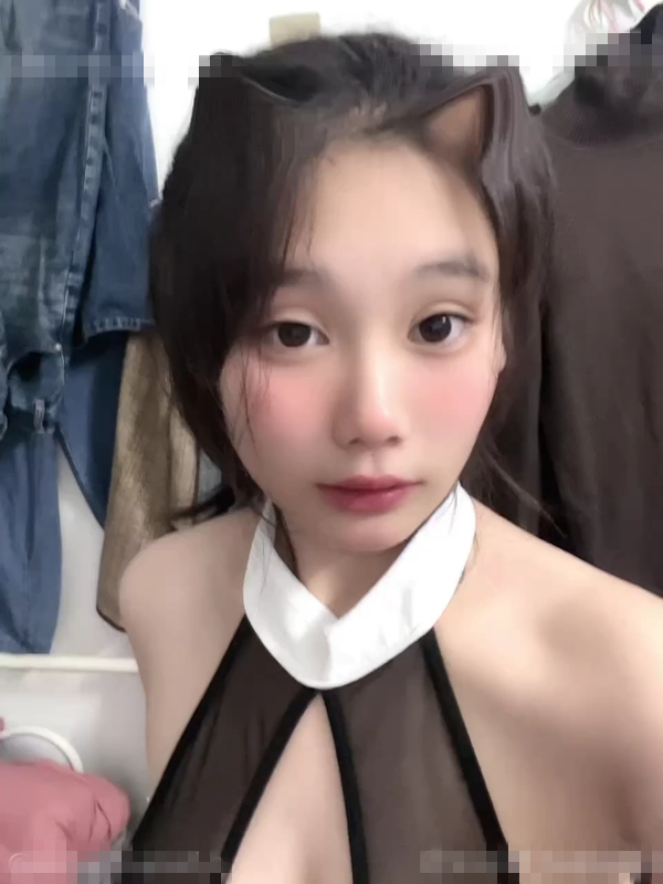 【极品喷奶】巨乳00后【哇塞】付费VIP福利合集