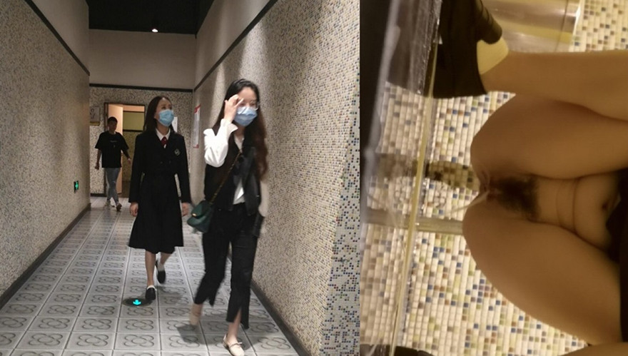 大神潜入商场女厕多角度偷拍多位美女少妇的极品美鲍